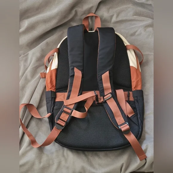 Casual Daypack Backpack, 17.3", #1166 NWOT - Picture 11 of 14